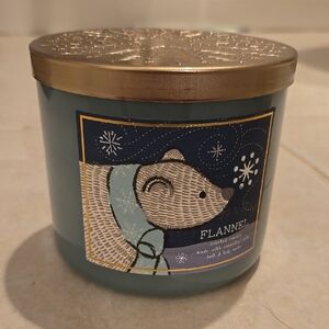 Bath & Body Works Flannel Candle